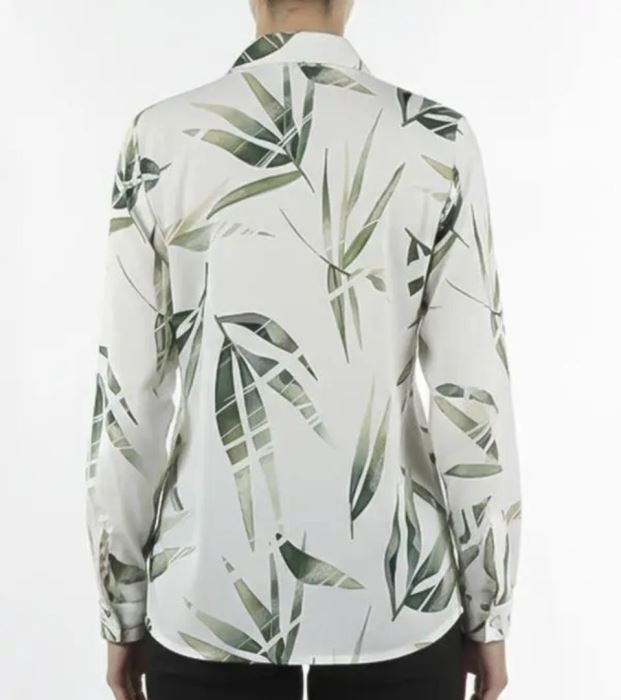 شومیز یقه شکاری